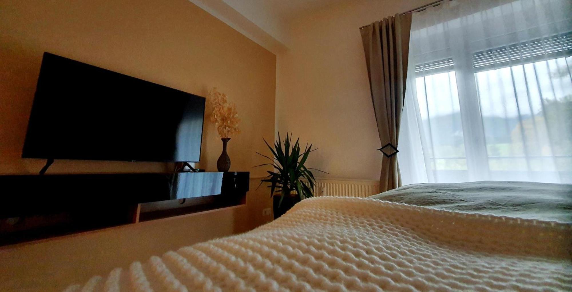 Ferienwohnung Blick Ins Gruene Rossleithen Bagian luar foto
